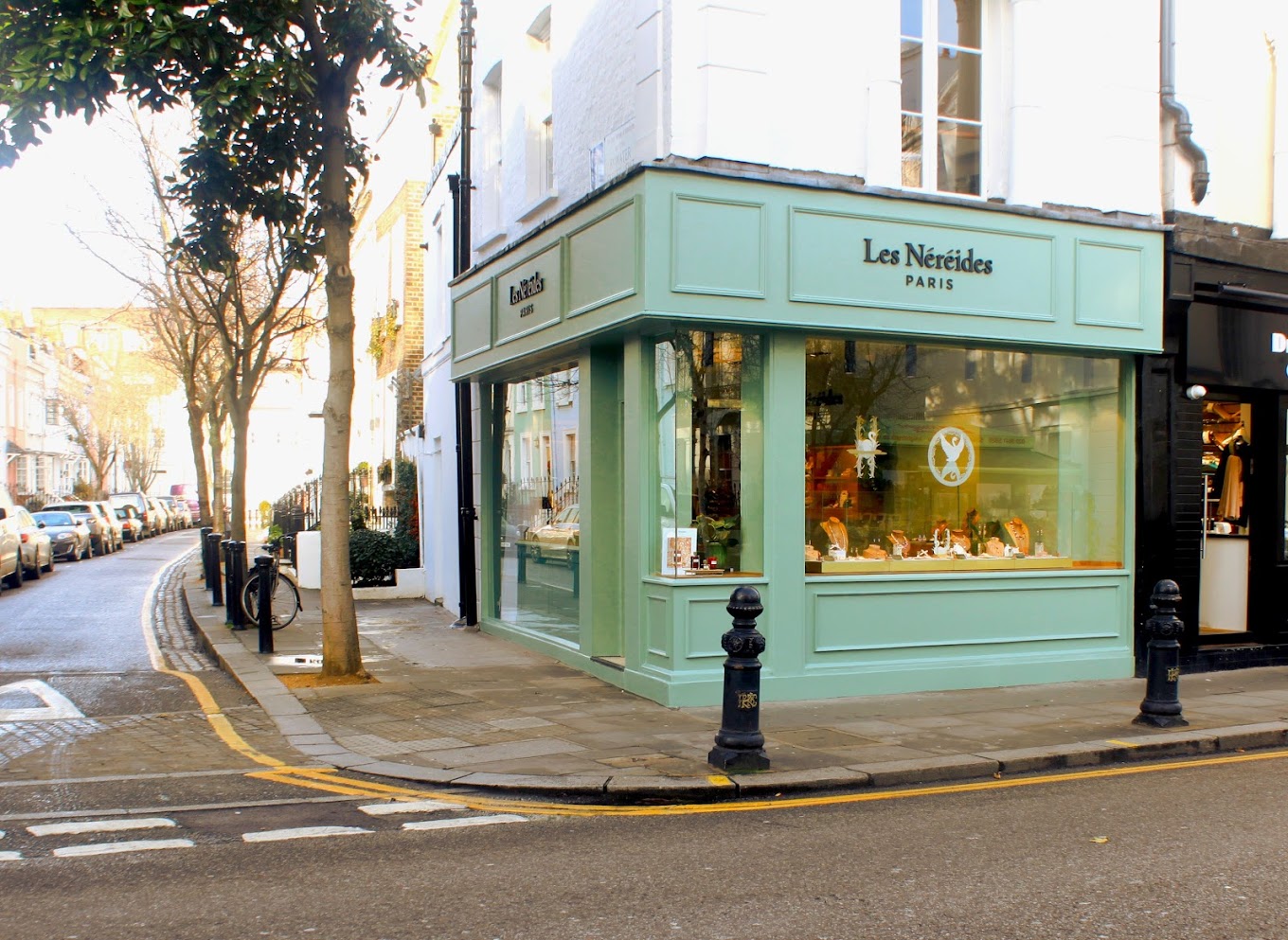 Kings Road is a famous shopping street in Chelsea, London, known for its high-end, boutique shops popular jewellery shops on Kings Road and nearby streets which include Les Nereides, Monica Vinader, Tiffany & Co., Bulgari, and Cartier.