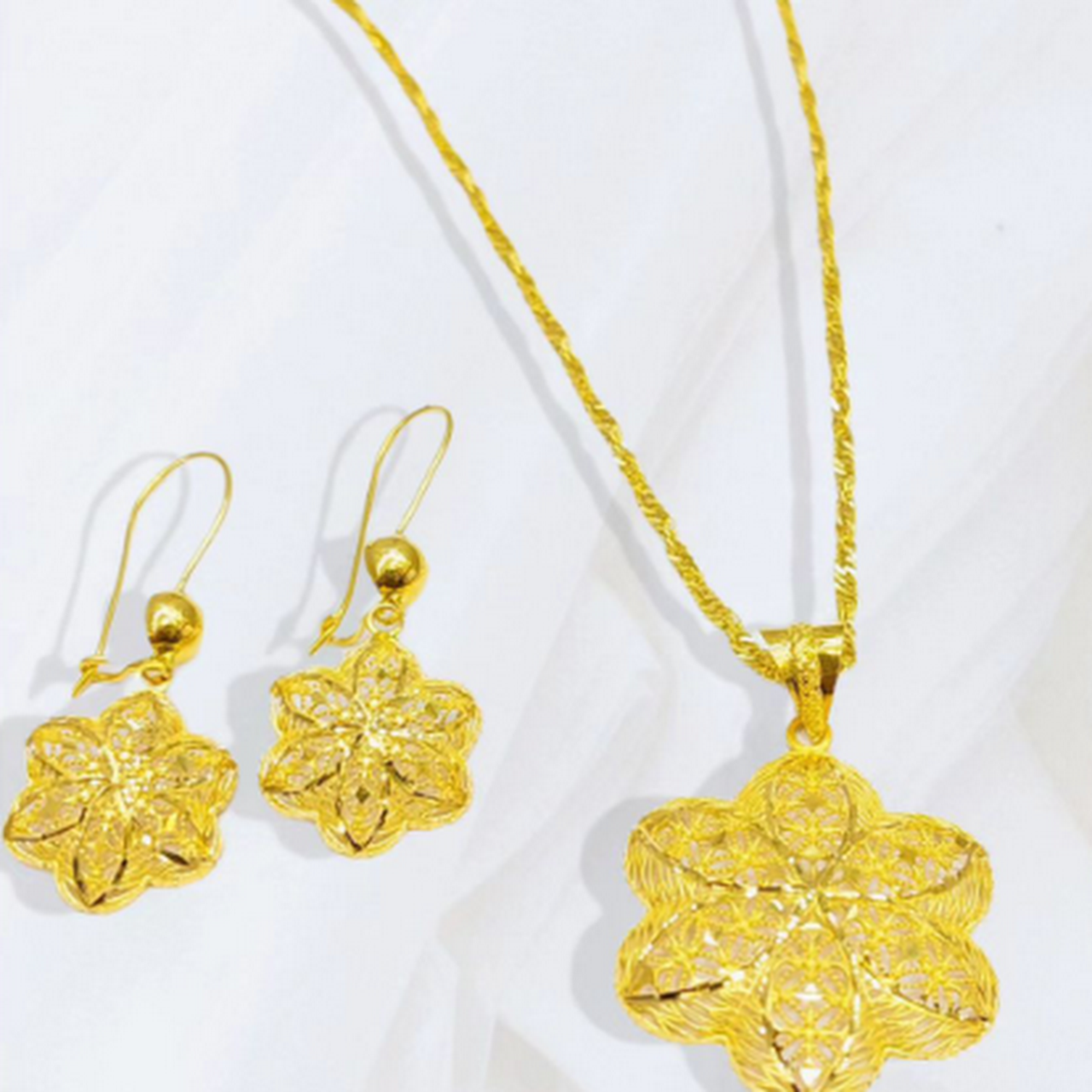 Stylish name pendent - Nabin and nabin jewellers