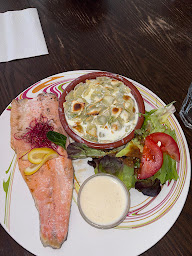 Photo n°2 de Restaurant Le Lac Bleu à Châtillon-en-Diois (Restaurant)