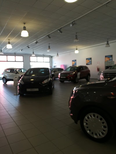 car-dealer