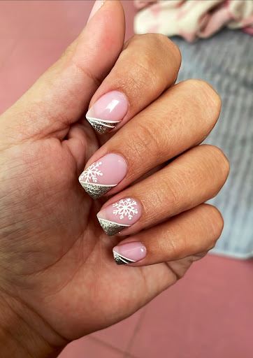 Yaritza Mesquin Nail Studio - Thumbnail