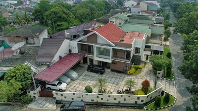 Photos of Pelita Rent A Car Car Rental Medan