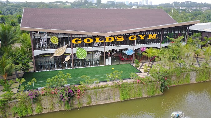 Gold's Gym The Breeze, Author: Dwison Toga