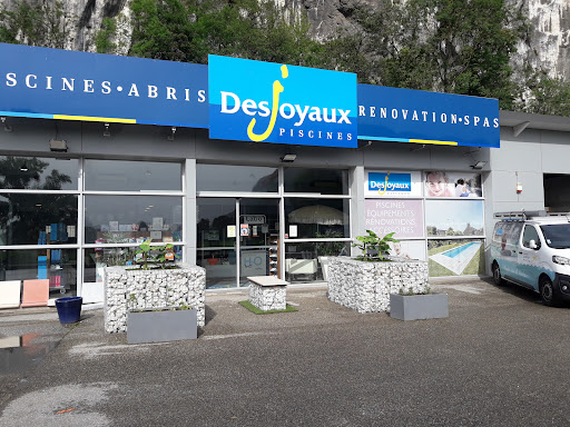 Photo de Piscines Desjoyaux à Lumbin (38660)
