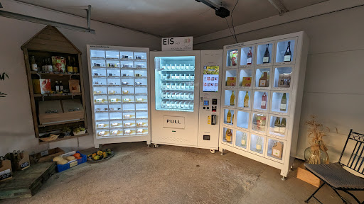 Eis-und Destillatautomat