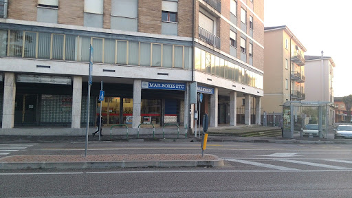 Services Center Srl