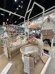 Photo n°18 de Espace Bébé E.Leclerc Olivet-La Source à Olivet (Magasin de puériculture)