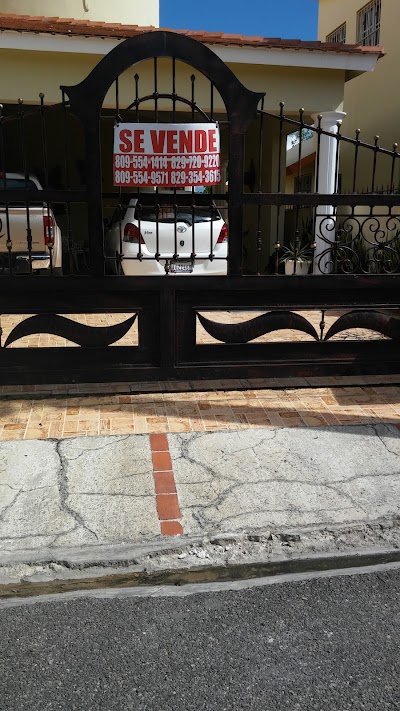Photos of Iglesia De Jesucristo De Los Santos De Los &Uacute;ltimos D&iacute;as