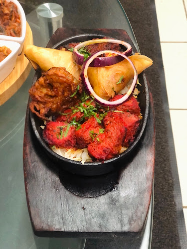 Latifiah Tandoori - Restaurant
