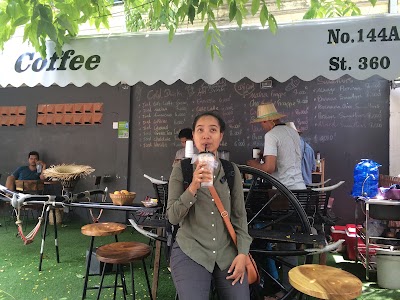 Photos of De Ox Cart Caf&eacute;