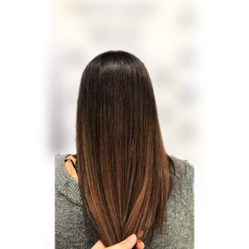 Amélie Thevenet Coiffeuse&Visagiste