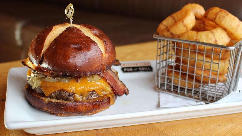 Miller Time Pub & Grill — photo