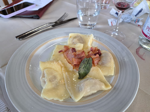Ristorante Pizzeria Pineta Gallery - Italy