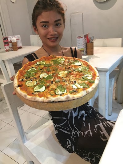 Photos of Three Kings Pizza KUTA