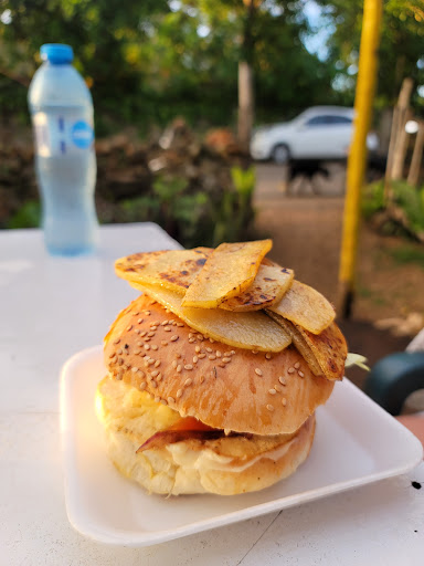 Tino's Burguer