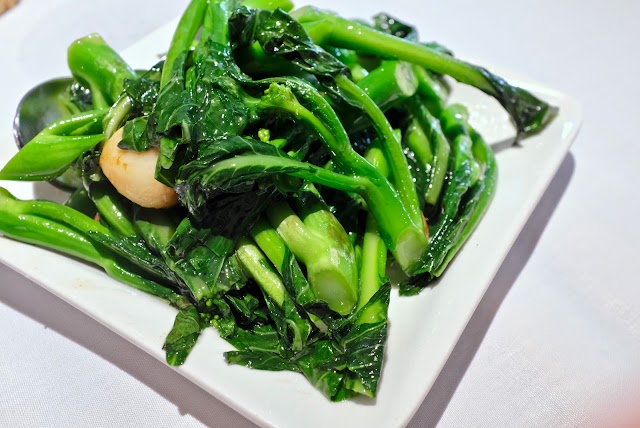 Harborview Restaurant & Bar