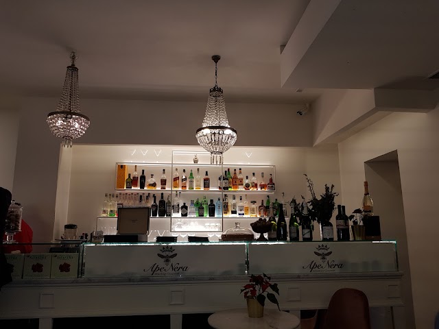 Ape Nera Mixology Gourmet