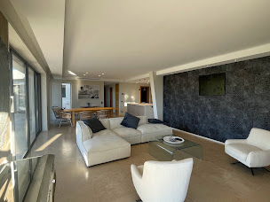 Photo n°13 de CABASSE PEINTURE 🧑‍🎨 Entreprise de Peinture Saint-Tropez Gassin Ramatuelle à Saint-Tropez (Peintre en bâtiment)