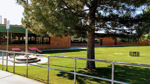 Deane Elementary School - Visual
