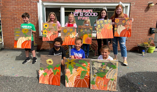 Miss Gabi's Art is Good Studio Logo