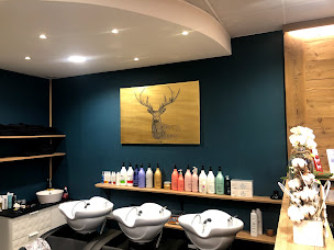 Photo n°25 de Les Coiffeurs du Bourg à Morzine (Salon de coiffure)