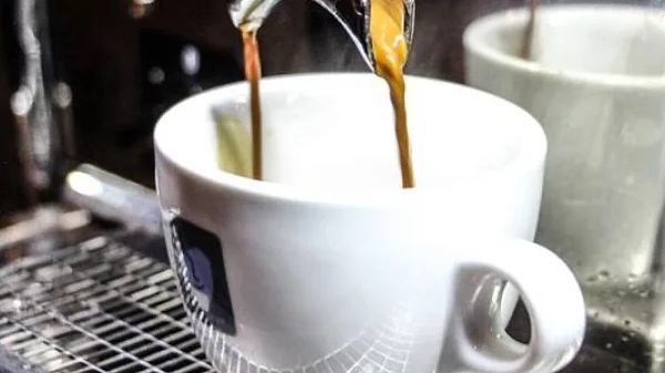 Opinii despre Coffee power în Πάτρα - Καφετέρια