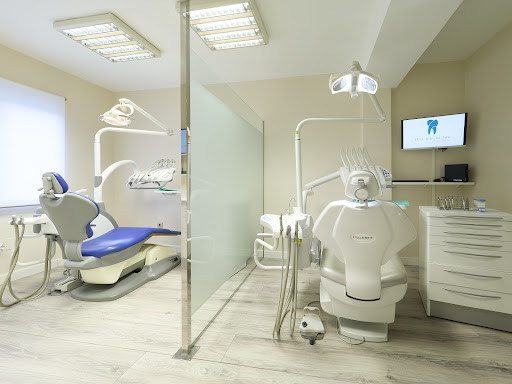 Clínica Dental Dra. García Fau - Thumbnail