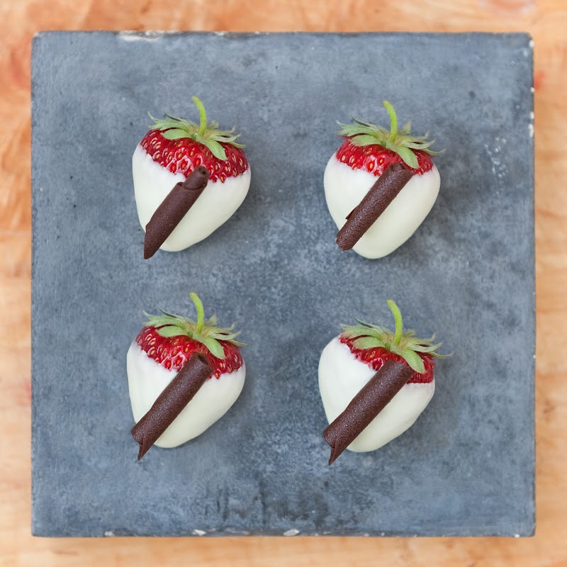 Bom Bom Patisserie photo 2