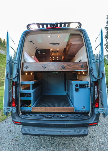 Freedom Vans - Visual