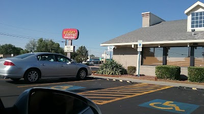 Golden Corral Buffet & Grill