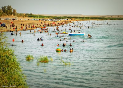 Photos of Habbaniyah Lake