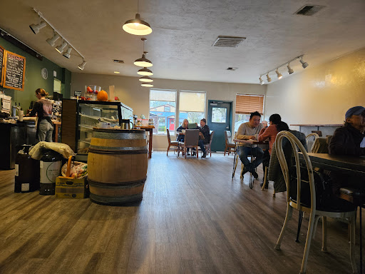 Seize the Cafe - Visual