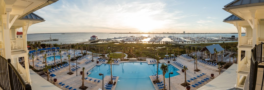 The Beach Club at Charleston Harbor Resort and Marina by null