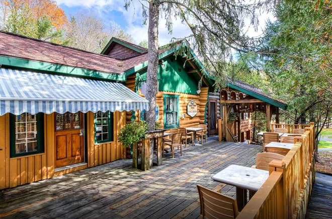 Auberge Alpine Inn