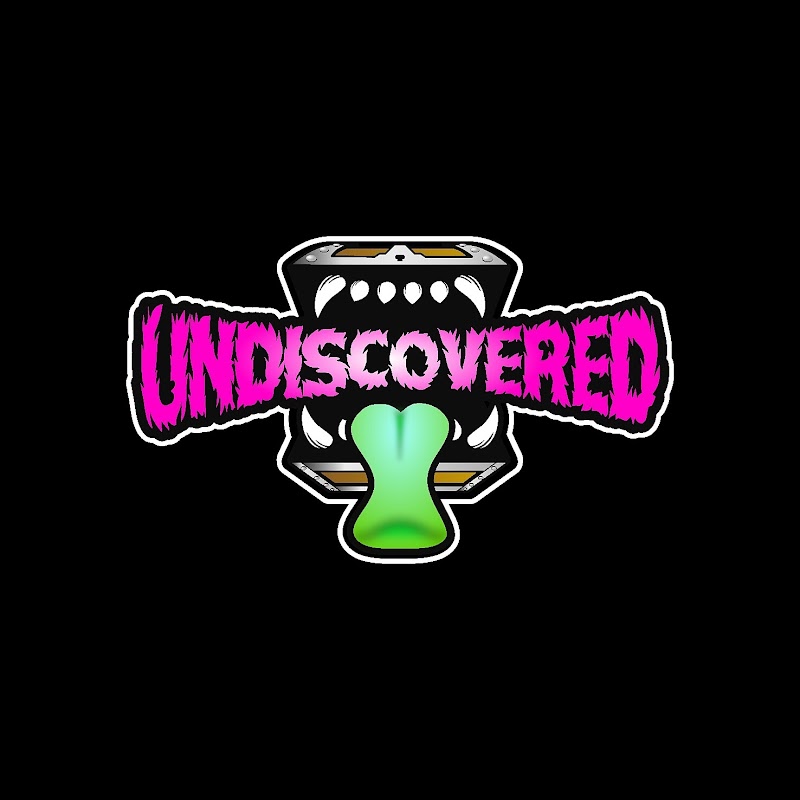 CAR & CLOTHES undiscovered