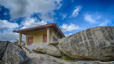 Photos of Karadulena Buddhist Temple