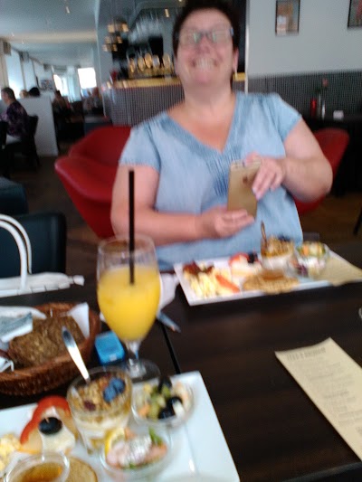 Photos of Caf&eacute; K