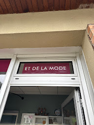 Photo n°4 de Esthéticienne BÉLI beauty studio à Chavagne (Service d'épilation à la cire)