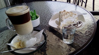 Photos of Illy Chapreto