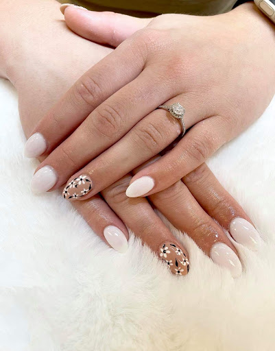 J'adore Nails Boutique - Thumbnail