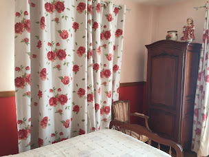 Photo n°3 de La Maison aux Roses à Valence-en-Poitou (Chambre d'hôtes)