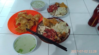 Photos of Pangsit Mie Malei