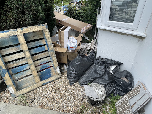 Absolute Waste - Visual
