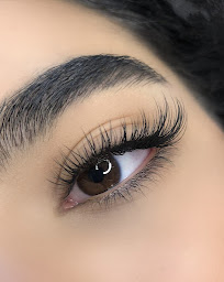 Photo n°9 de Paola Bellizza - Extensions de cils & Microblading Cannes à Cannes (Institut de massages)