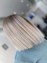 Photo n°4 de AM COIFFURE by Maroua à Saint-Étienne (Institut de beauté)