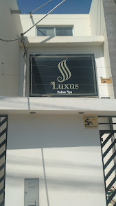 LUXUS Salón Spa 8