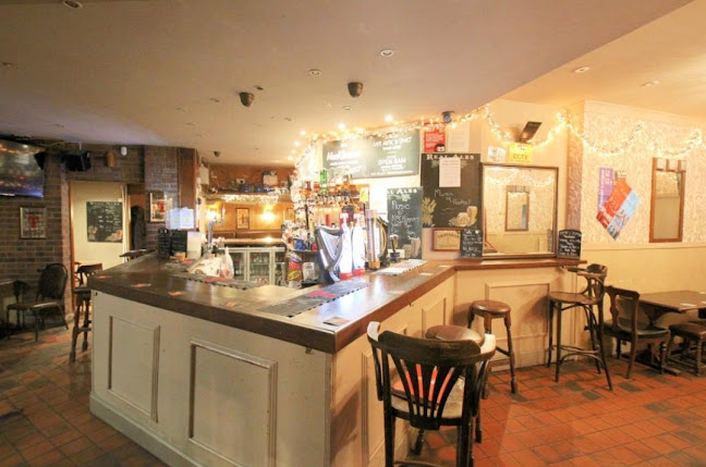 MacKinnon's Bar And Lounge Gallowgate - Pub
