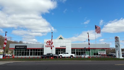Photos of Summit Toyota of Akron