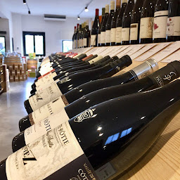 Photo n°9 de Cave Les 3 bouteilles à Villeneuve-lès-Avignon (Cave à vins)