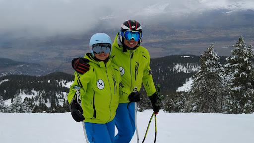 Ski School Genetix S.L.